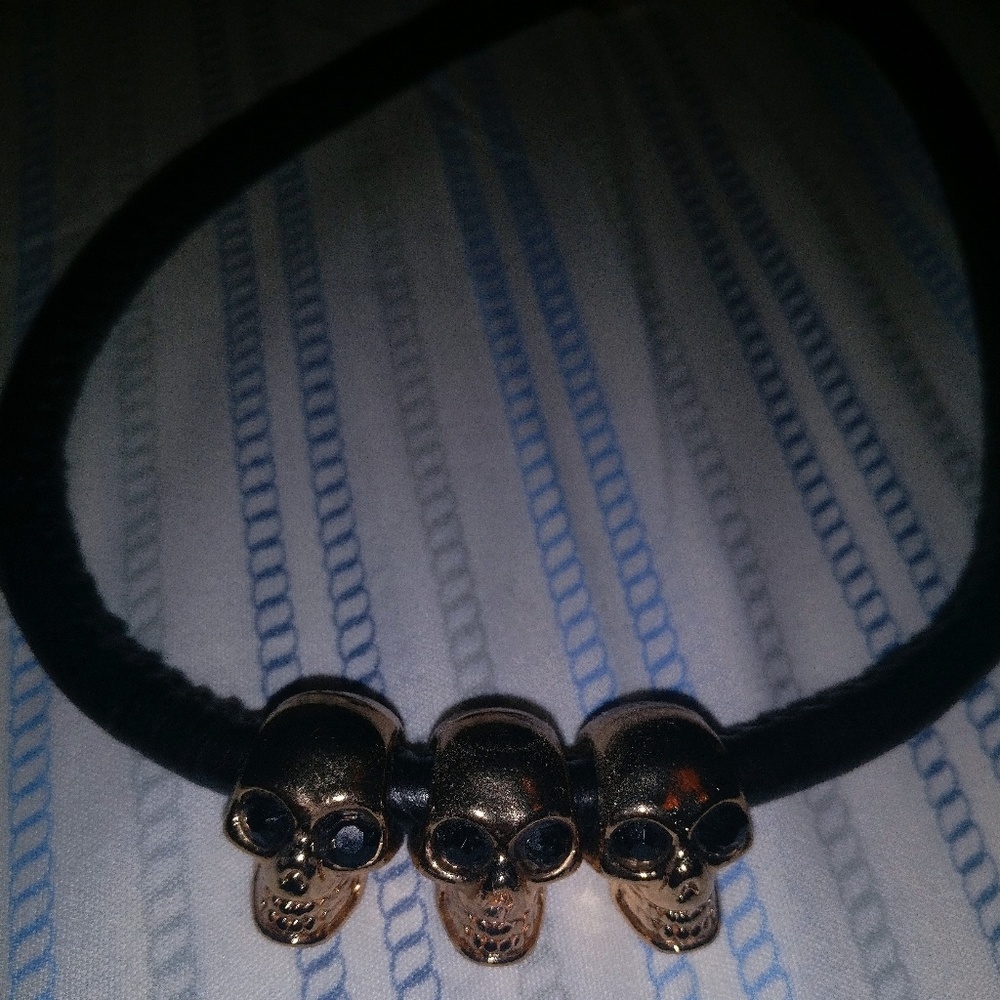 Gold Skull Cuff Necklace